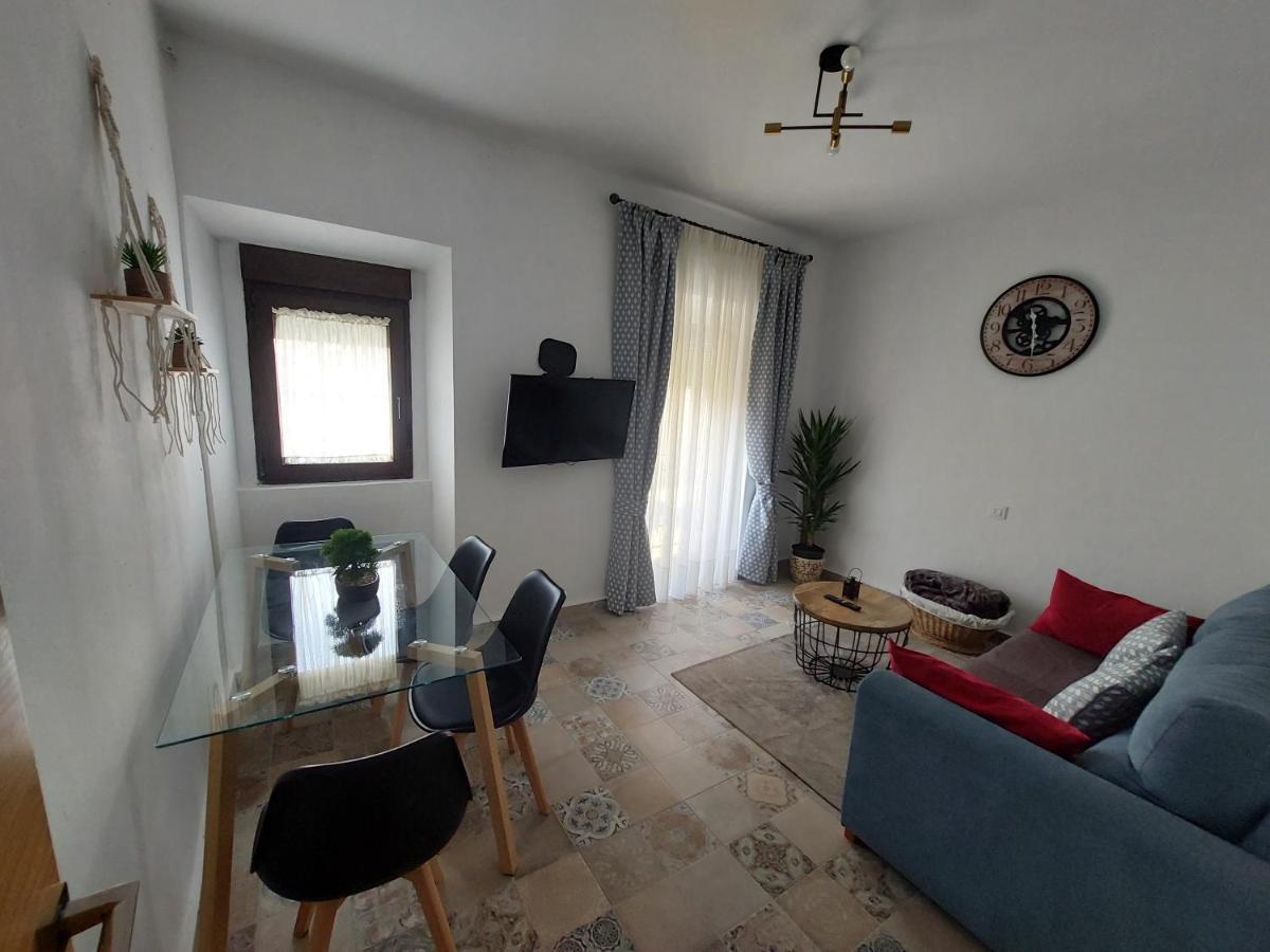 Apartamentos Fuente Nueva Sande Caceres Luaran gambar